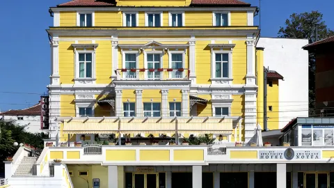 Hotel Anna Palace in Ruse