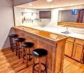 Spacious home with game room - Close to everything! - Badekar