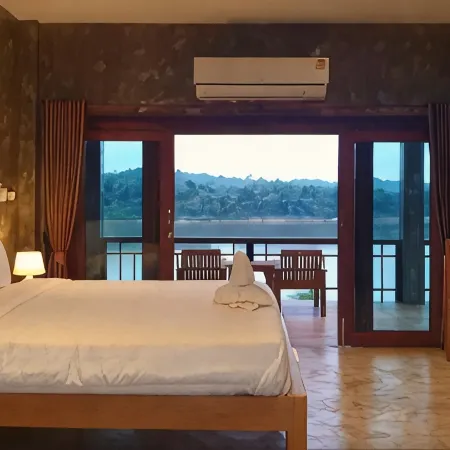 Chiang Klong Riverside Resort