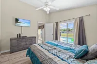 Peaceful home with Pool Dog friendly 4 Bedrooms 3 Bathrooms backyard view water. - واي فاي
