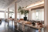 Hotel Continental - Desayuno