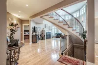 Njoy Luxury - MUST experience this exclusive and stunning lakeview home - Wifi