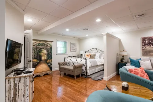 Updated and Renovated Hideaway Apartment with New Kitchen! Charming! - 3-Star