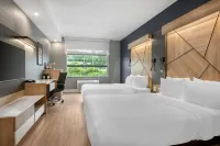 Quality Hotel & Conference Centre - 2-Star