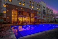 The RidgePoint Hotel - Pools