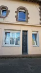 Spacious Studio Apartment Less Than 5 Minutes from the Beaches of the Pink Granite Coast - Wi-Fi
