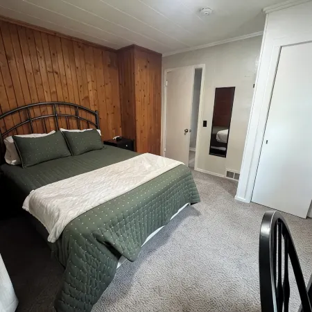 Little Bass Cabin - Kayaks & Clear Water Swimming Hotels in Itasca County
