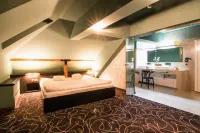 Hotel Orizont - ที่มีฟิตเนส