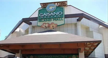 Transit Point Hostel Mactan Cebu