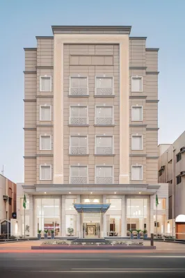 Qamar Hotel Jeddah Hotels in Hera Street