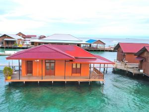 Derawan Fisheries Cottage