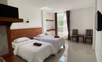 Central Inn Senggigi