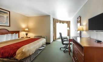 Econo Lodge Inn & Suites Riverside - Corona