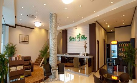 S Bee Hotel - Housity