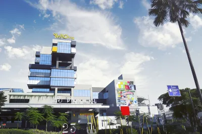 YELLO Hotel Paskal - Bandung Hotel dekat Sudirman Street Day and Night Market
