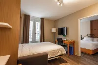 Hotel le Roberval Hotels near University of Quebec in Montreal