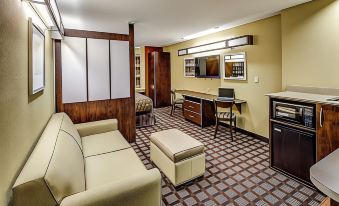 Microtel Inn & Suites by Wyndham North Canton