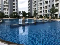 Comfy 2Br Apartment at Pakuwon Mall with Wifi Hotel di Babatan