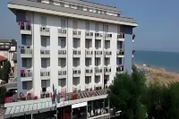 Hotel Adlon