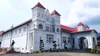 Beverly Hotel Hotels in Asam Kumbang
