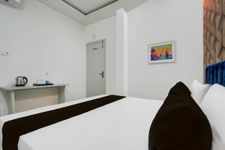 Siddhi Vinayak Inn Отели в г. Сойепур