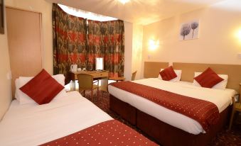Britannia Inn Hotel - Housity