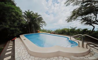 El Mirador Glamping & Apartments & Woodhouse & Swimingpool