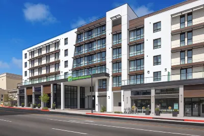 Holiday Inn & Suites Monterey Park - Los Angeles Hotels in Los Angeles