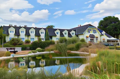 Komorni Hurka Hotels in Франтішкові-Лазне