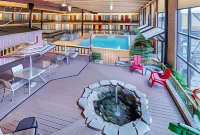 Wyndham Garden York - Kolam Renang