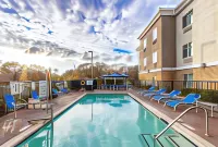 Holiday Inn Express & Suites ROSEVILLE - GALLERIA AREA by IHG - 3-Star