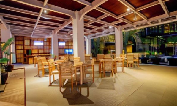 길리 샌즈 비치 클럽