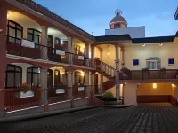 Hotel Colonial - parking