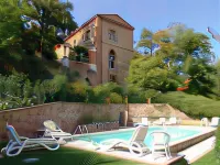 Fonte Del Castagno Hotels in Lucignano
