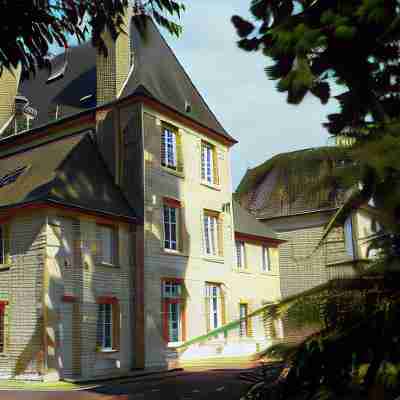 Château Turgot - Gîtes Hotel Exterior