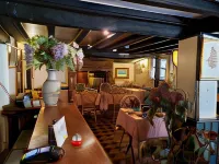 AbingPlough House Hotels in Stadhampton