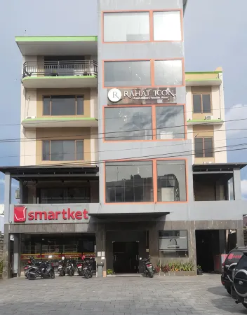 Rahat Icon Hotel Отели в г. Танджунгпандан