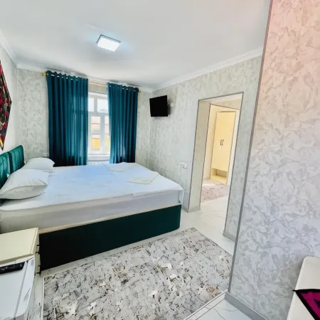 Khan Apartments