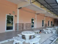 Armthong Resort