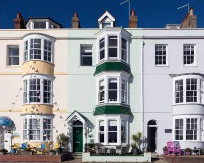 Channel View Guest House Hotels near D-Day Centre & WW2 Museum - Portland, Dorset