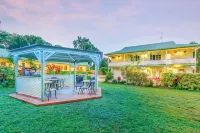 Yungaburra Park Motel Hotels in Yungaburra