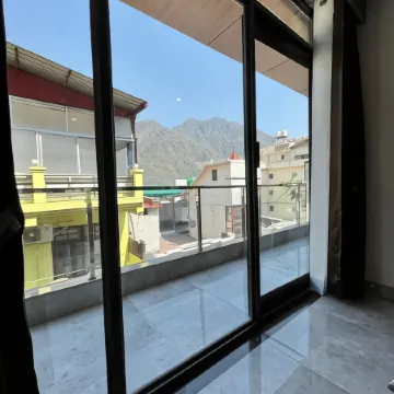 Hog - House of Gypsy