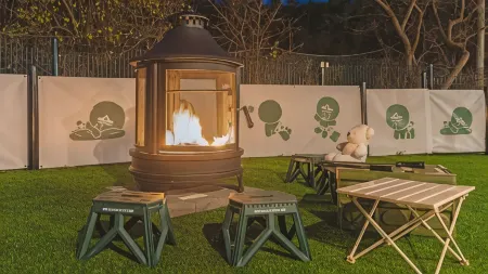 Anmyeondo Town 1967 Dog Pool Villa Отели рядом с достопримечательностью «Kkotji Beach»