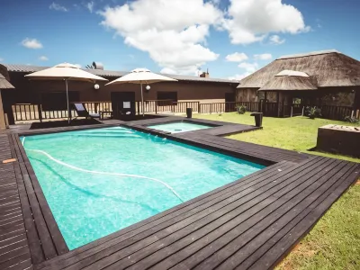 Umbono Private Lodge Hotel dekat Port Alfred Masjid