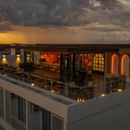 HOTEL AGNES