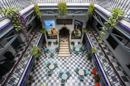 Apartamentos Larga 70 Отели рядом с достопримечательностью «Плайя де ла Пунтилья»