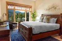 Luxurious Mountain Village Penthouse! VERY Close to the Lifts, 5Bd + 5 Bath