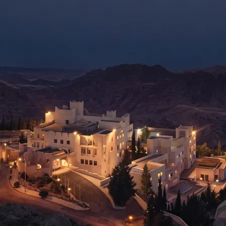 Grand Mercure Petra