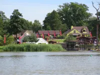Gosfield Lake Resort Hotels in Halstead