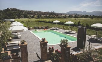 Residence Terra Dei Santi Country House